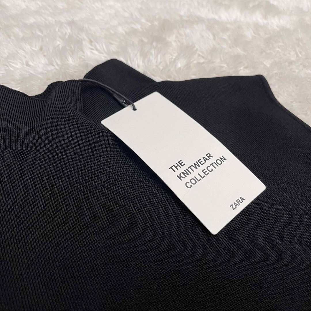 ZARA(ザラ)のZARA ノースリーブ　カットアウト　スリット　トップス　ブラック レディースのトップス(カットソー(半袖/袖なし))の商品写真