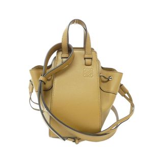 ロエベ(LOEWE)のロエベ ハンモック ドローストリング ミニ 314 30 V07 ショルダーバッグ(ショルダーバッグ)