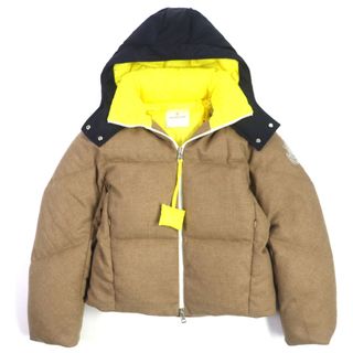 極美品 MONCLER GENIUS 1 モンクレール ジーニアス 1 JW Anderson 2020年製 F209E1A51400 STONORY ワッペン付き WZIP ブルゾン ダウンジャケット ベージュ ブラック イエロー 0 正規品 メンズ(ダウンジャケット)