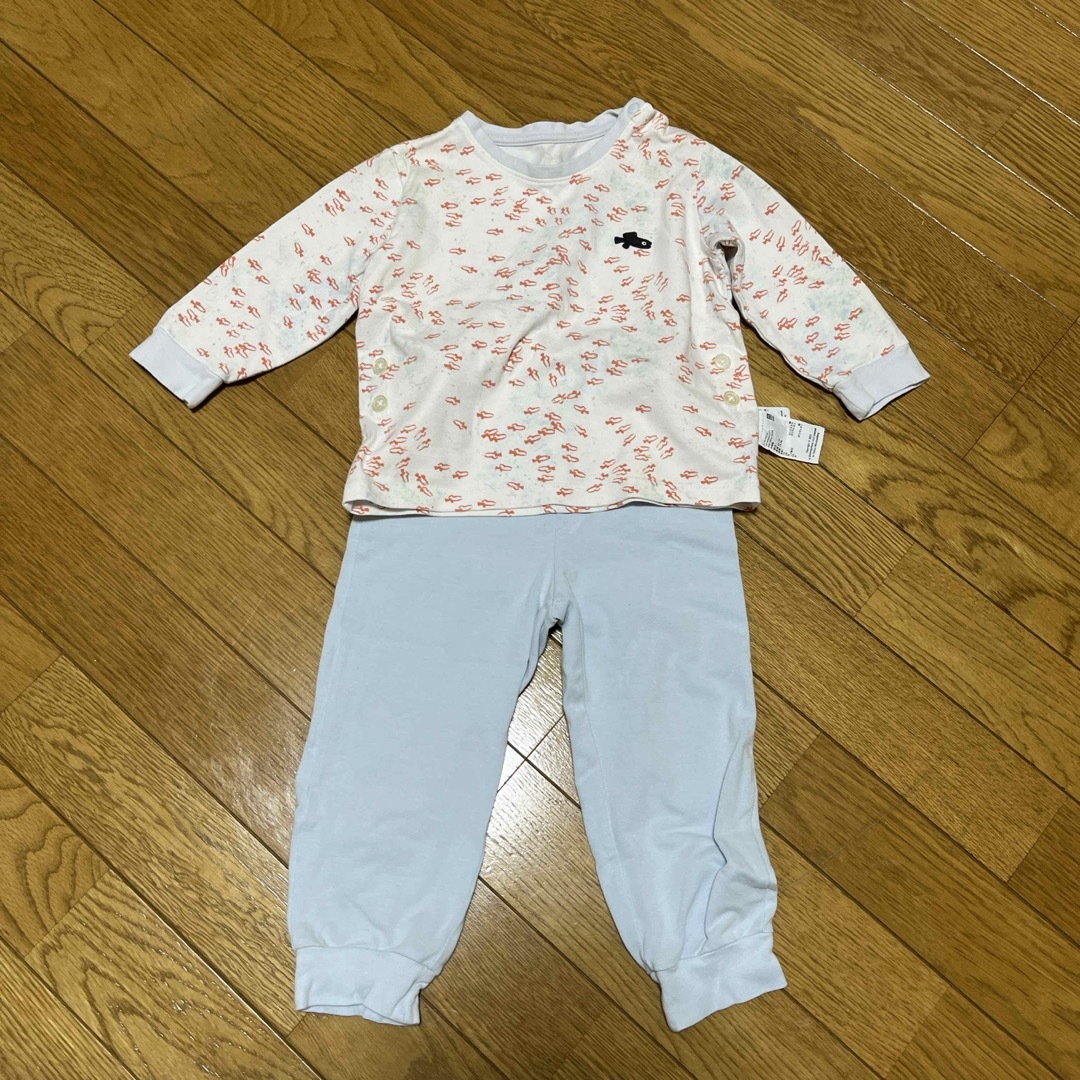 UNIQLO スイミー　長袖パジャマ　90cm キッズ/ベビー/マタニティのキッズ服男の子用(90cm~)(パジャマ)の商品写真