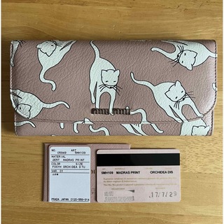 ミュウミュウ(miumiu)のmiumiu ミュウミュウ 5MH109猫柄 長財布 折財布 レザー  美品(財布)