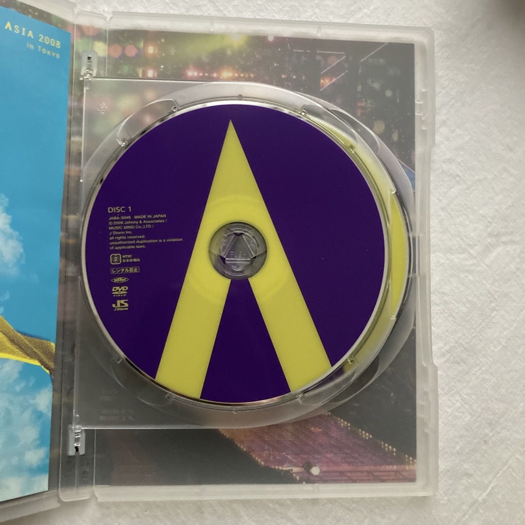 嵐(アラシ)のARASHI　AROUND　ASIA　2008　in　TOKYO DVD エンタメ/ホビーのDVD/ブルーレイ(ミュージック)の商品写真