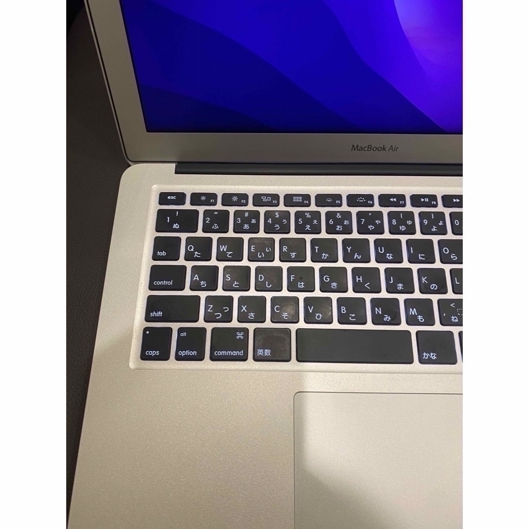 Mac (Apple)(マック)のApple MacBook Air マックブックエアー　13インチ　8GB 美品 スマホ/家電/カメラのPC/タブレット(ノートPC)の商品写真