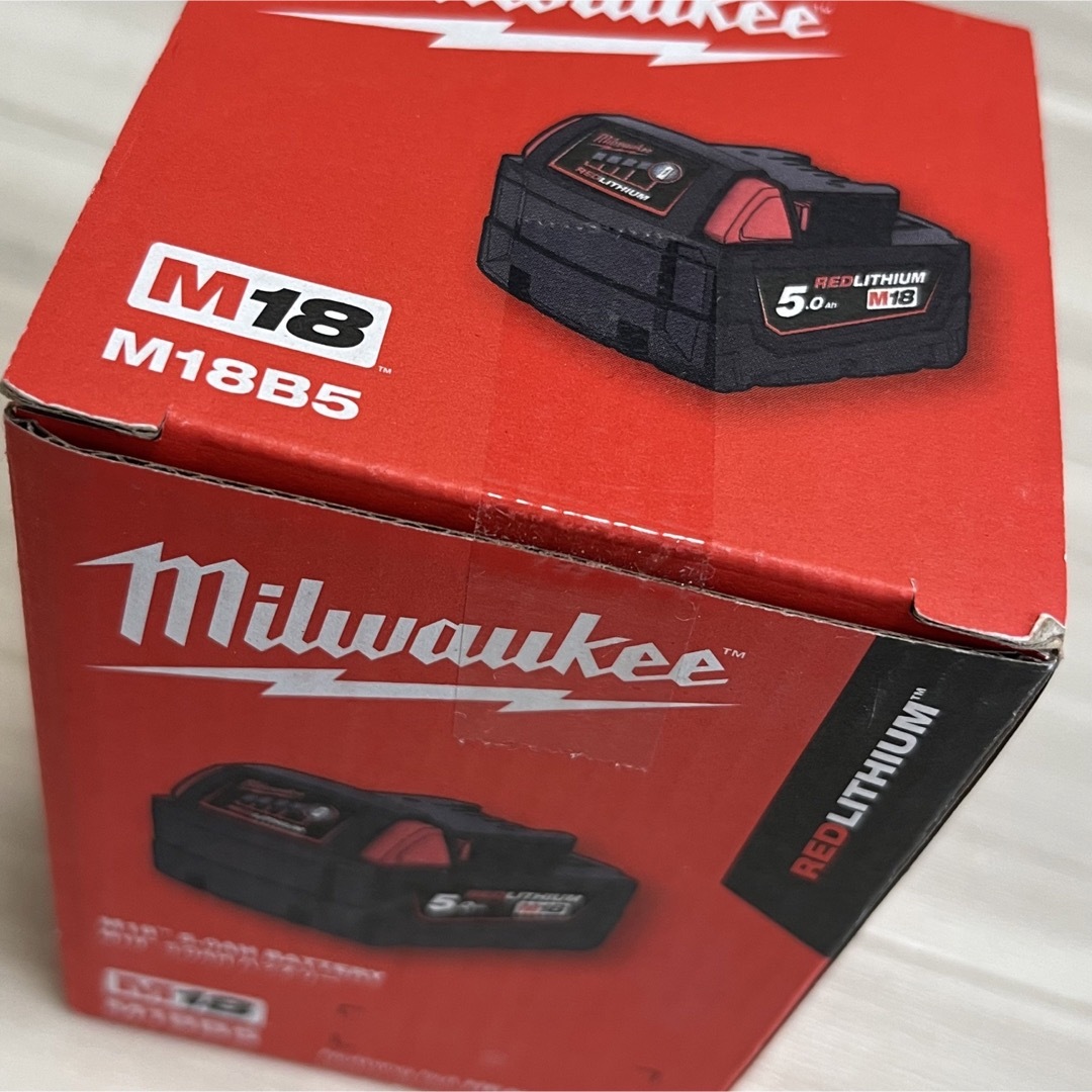 Milwaukee(ミルウォーキー)のミルウォーキー　充電インパクトレンチ用電池パック　Ｍ１８　５．０ＡＨ　バッテリー 自動車/バイクのバイク(工具)の商品写真