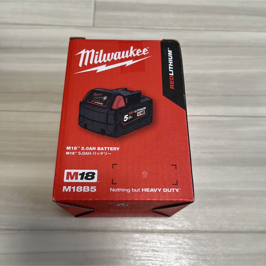 Milwaukee(ミルウォーキー)のミルウォーキー　充電インパクトレンチ用電池パック　Ｍ１８　５．０ＡＨ　バッテリー 自動車/バイクのバイク(工具)の商品写真