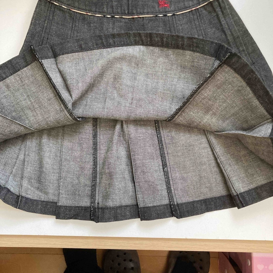 BURBERRY(バーバリー)のBURBERRYデニムスカート キッズ/ベビー/マタニティのキッズ服女の子用(90cm~)(スカート)の商品写真