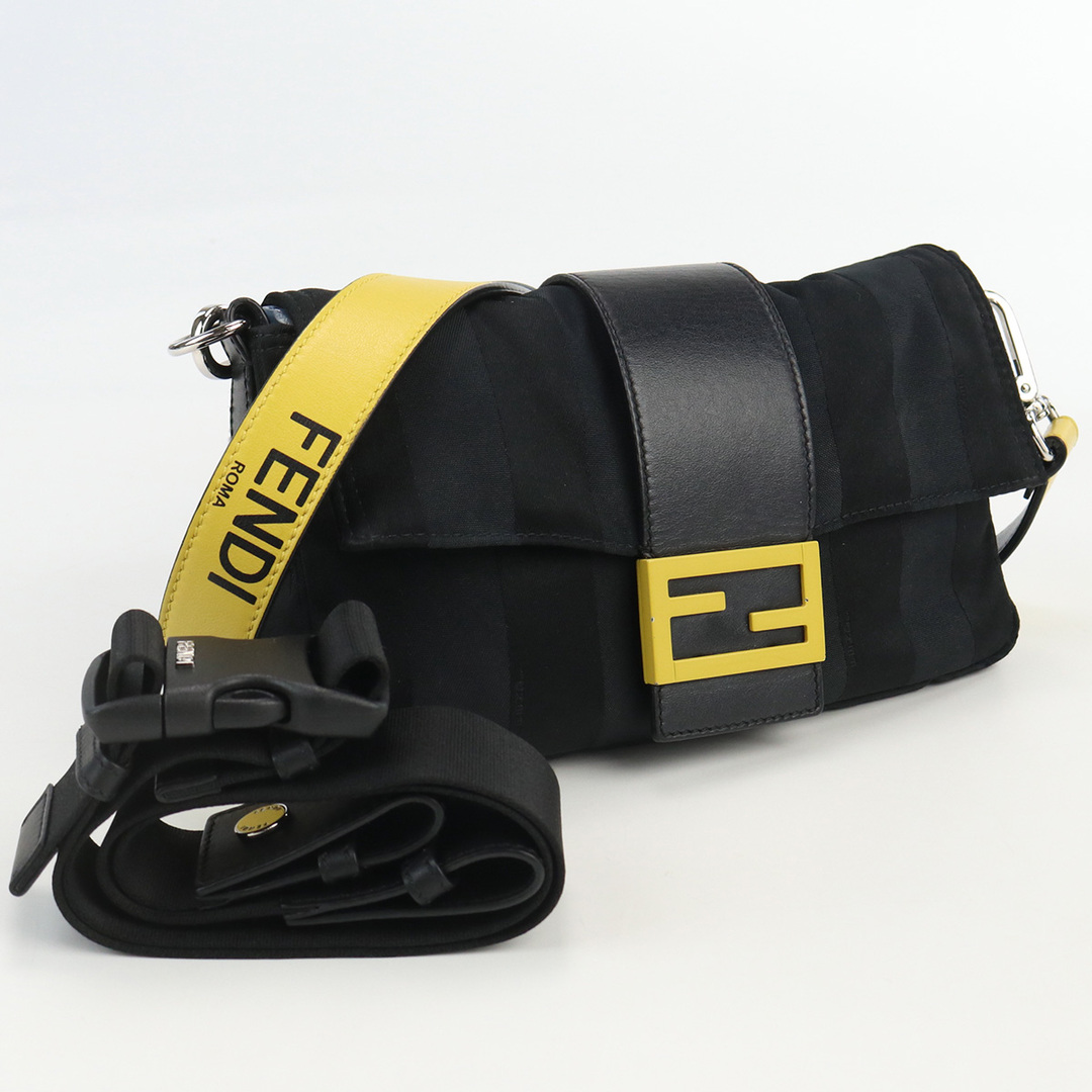 FENDI(フェンディ)のフェンディ ペカン バケット 7VA472 ADMA F0R2A 斜め掛け ショルダーバッグ レディースのバッグ(ショルダーバッグ)の商品写真