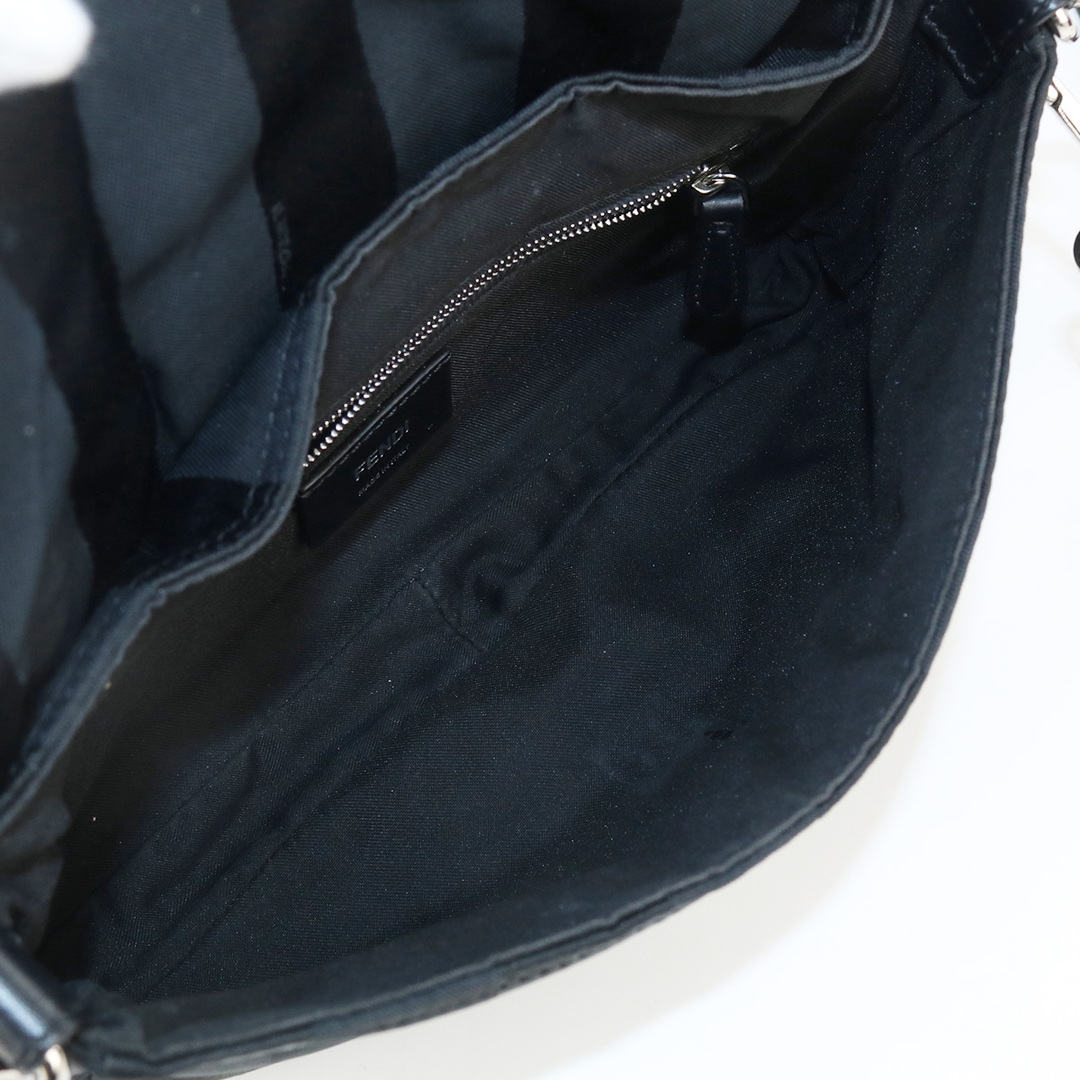 FENDI(フェンディ)のフェンディ ペカン バケット 7VA472 ADMA F0R2A 斜め掛け ショルダーバッグ レディースのバッグ(ショルダーバッグ)の商品写真
