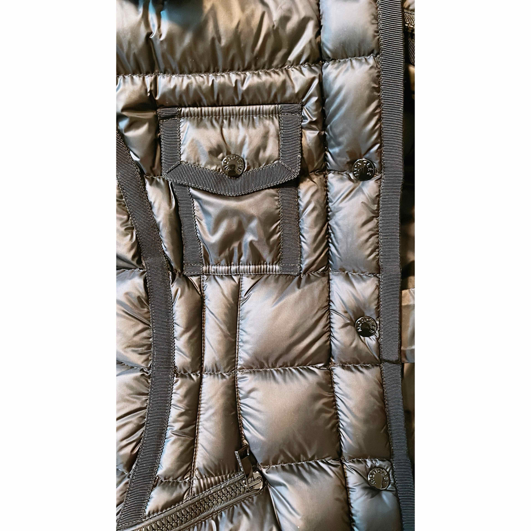 MONCLER(モンクレール)の新品★フォックスファー【MONCLER】HERMIFUR_BLACK レディースのジャケット/アウター(ダウンコート)の商品写真