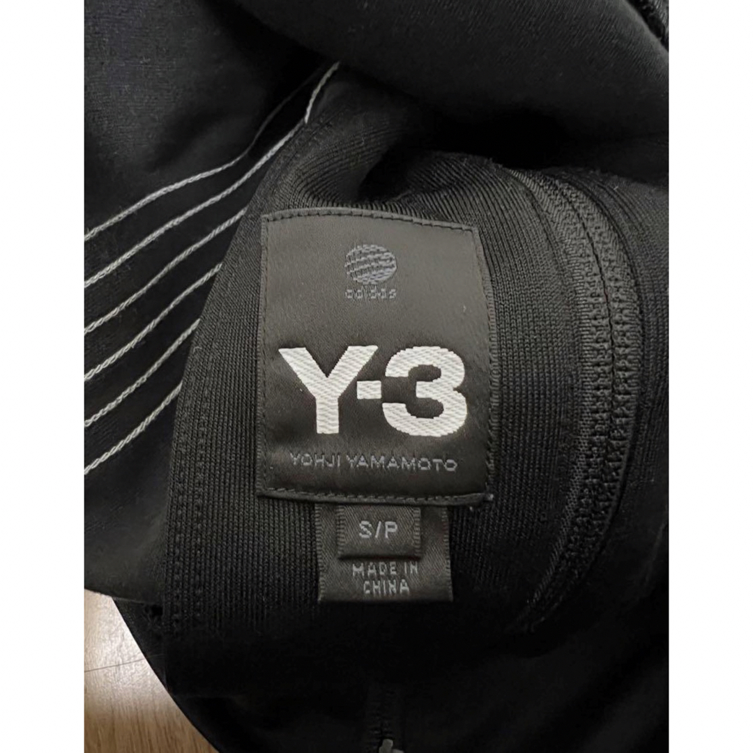 Yohji Yamamoto(ヨウジヤマモト)のadidas Y-3 ヨウジヤマモト　長袖トップス　ユニセックス　ジャージ メンズのトップス(ジャージ)の商品写真