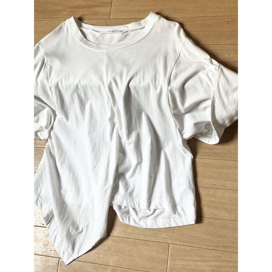 KBF(ケービーエフ)のKBF．トップス・Tシャツ レディースのトップス(Tシャツ(半袖/袖なし))の商品写真