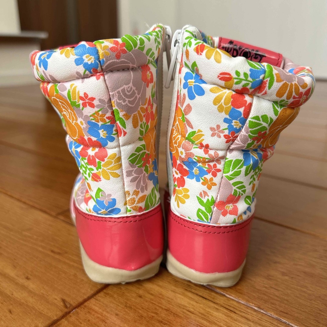 スノーブーツ　女の子13.0cm キッズ/ベビー/マタニティのベビー靴/シューズ(~14cm)(ブーツ)の商品写真