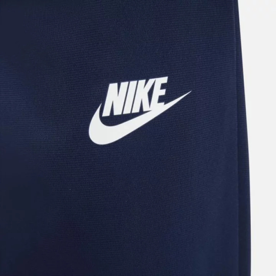 NIKE(ナイキ)の新品 NIKE ジャージ 上下セット セットアップ 130-140cm ブルー キッズ/ベビー/マタニティのキッズ服男の子用(90cm~)(その他)の商品写真