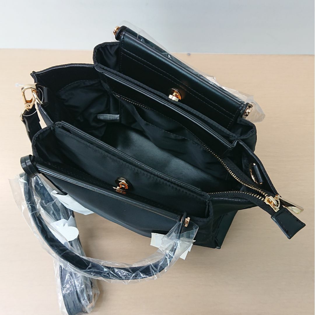 MIAN(ミアン)の【新品】ミアンLILY+ナイロン2wayハンドバッグ2221-126-1 BLK レディースのバッグ(ハンドバッグ)の商品写真