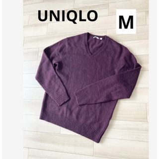 ユニクロ(UNIQLO)のUNIQLO Ｖネックセーター　紫　M(ニット/セーター)