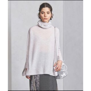 ユナイテッドアローズ(UNITED ARROWS)の新品未使用✨ユナイテッドアローズ　タートルネック　ニット　スリット　グレー(ニット/セーター)