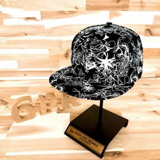 ニューエラー(NEW ERA)の激レア【ニューエラ×岡本太郎】限定コラボ スケッチ アート キャップ 黒×白(キャップ)