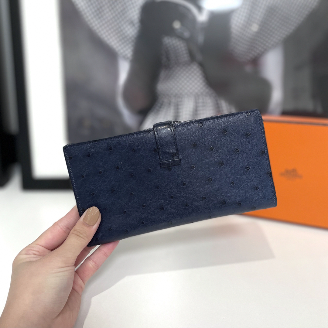 Hermes(エルメス)の美品 エルメス ベアンスフレ オーストリッチ ブルー A刻印 レディースのファッション小物(財布)の商品写真