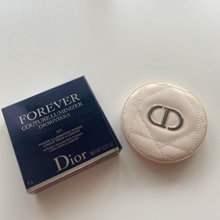ディオール(Dior)のDIOR ディオールスキン　ルミナイザー　001 ヌードリビエラ(フェイスパウダー)