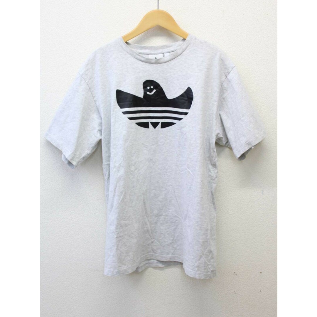 adidas(アディダス)の‡adidas/アディダス‡シュムーTシャツ/カットソー/半袖 ライトグレー メンズ XO【中古】 春夏秋冬 411042 メンズのトップス(Tシャツ/カットソー(半袖/袖なし))の商品写真