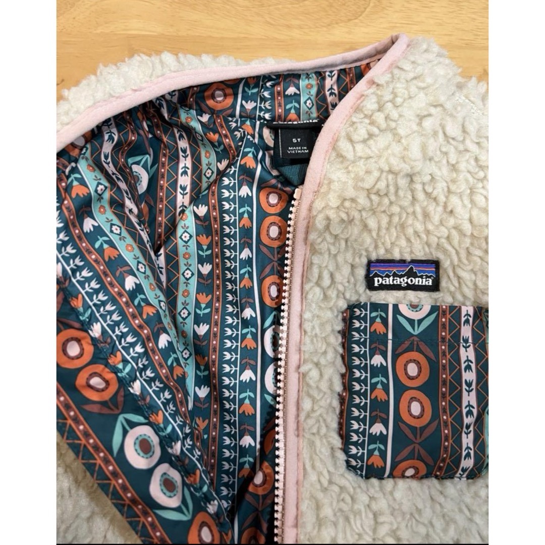 patagonia(パタゴニア)の美品 Patagonia キッズボアジャケット キッズ/ベビー/マタニティのキッズ服男の子用(90cm~)(ジャケット/上着)の商品写真