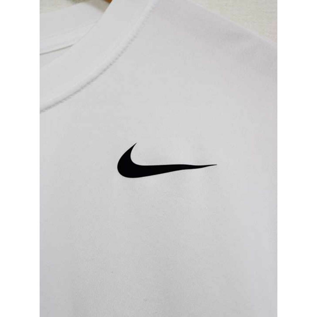 NIKE(ナイキ)の【値下げ】☆NIKE/ナイキ☆ドライフィット半袖Tシャツ/ラウンドネック/ワンポイント/無地/半袖 ホワイト/白 メンズ M【中古】春夏秋冬 020132 メンズのトップス(Tシャツ/カットソー(半袖/袖なし))の商品写真