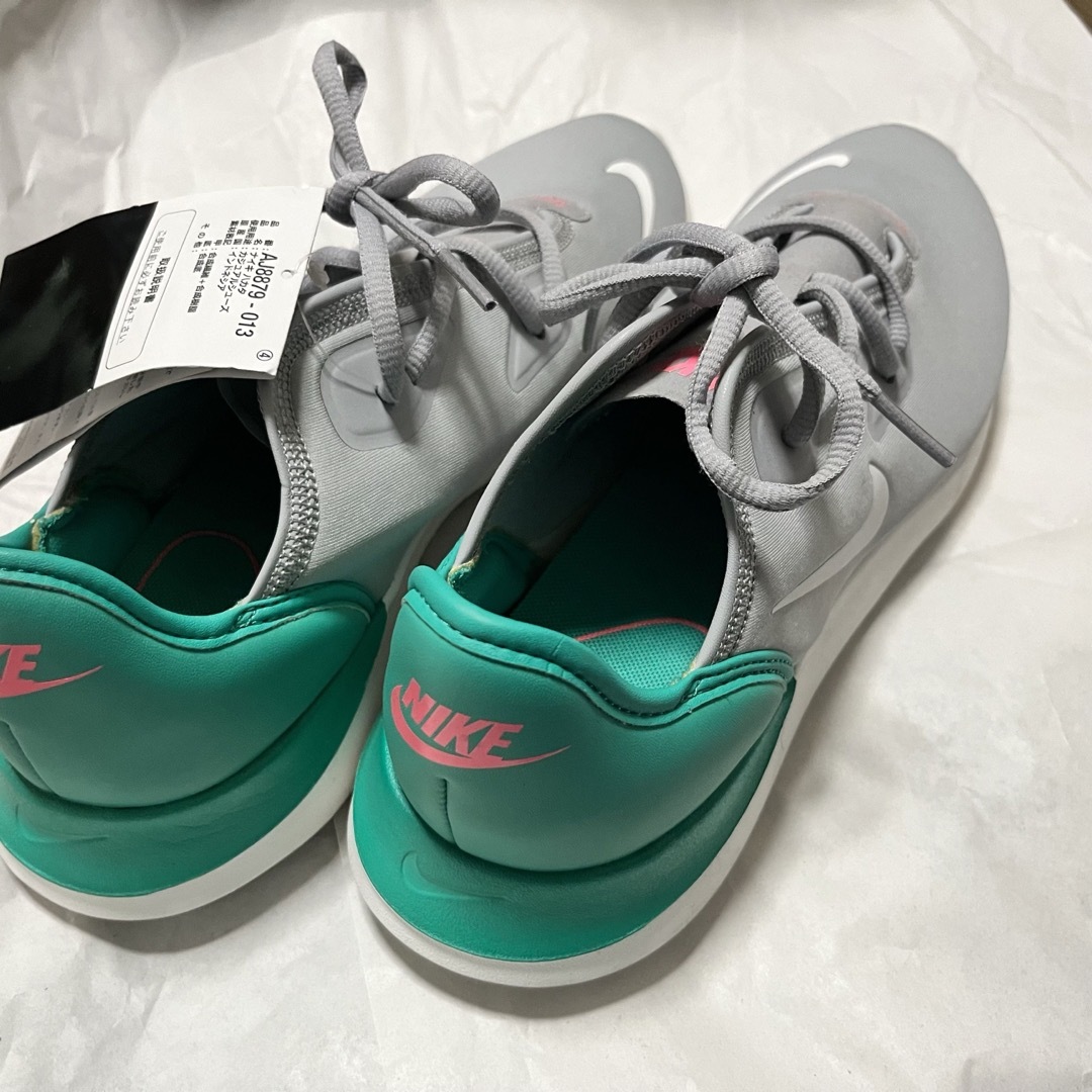 新品　27.0 NIKE ナイキ　スニーカー　NIKE スニーカー ナイキ メンズの靴/シューズ(スニーカー)の商品写真