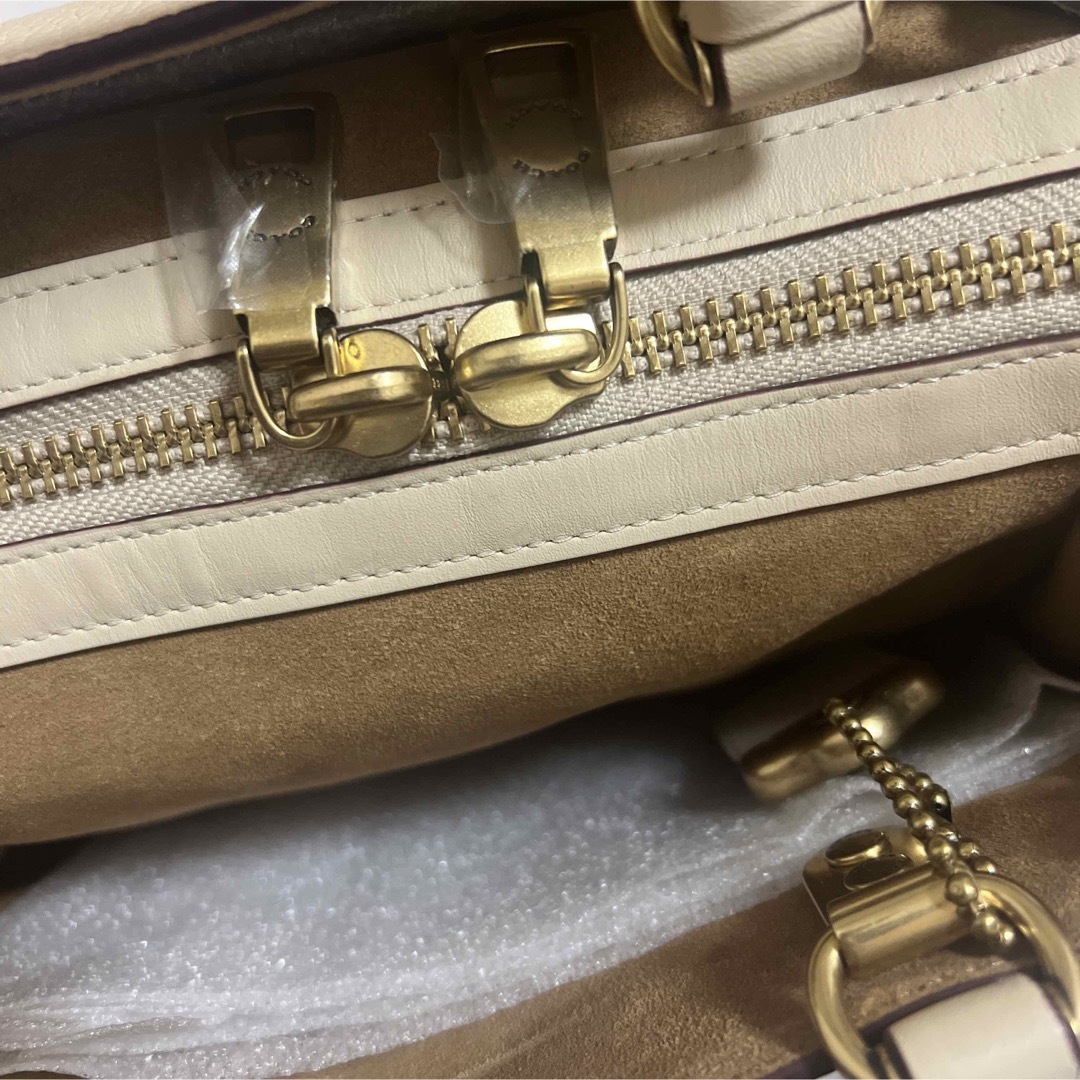 COACH(コーチ)の【最終値下げ】定価14万　コーチ　ローグ25  レディースのバッグ(ショルダーバッグ)の商品写真