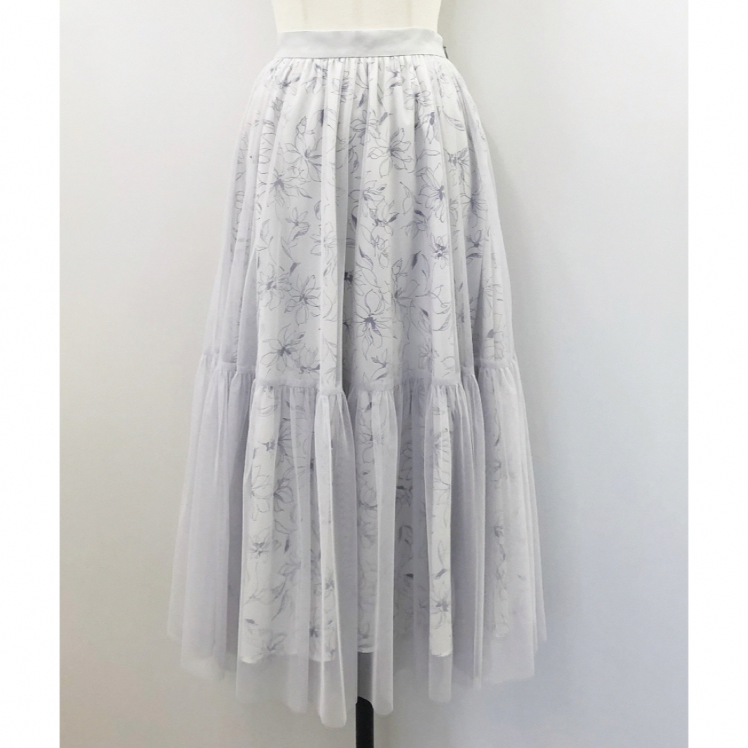 Noela(ノエラ)のノエラ　チュールプリントスカート　新品タグ付き レディースのスカート(ロングスカート)の商品写真