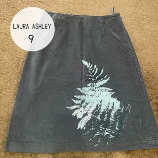 ローラアシュレイ(LAURA ASHLEY)のLAURA ASHLEY 台形スカート 刺繍 黒 ミニスカ 綿(ミニスカート)