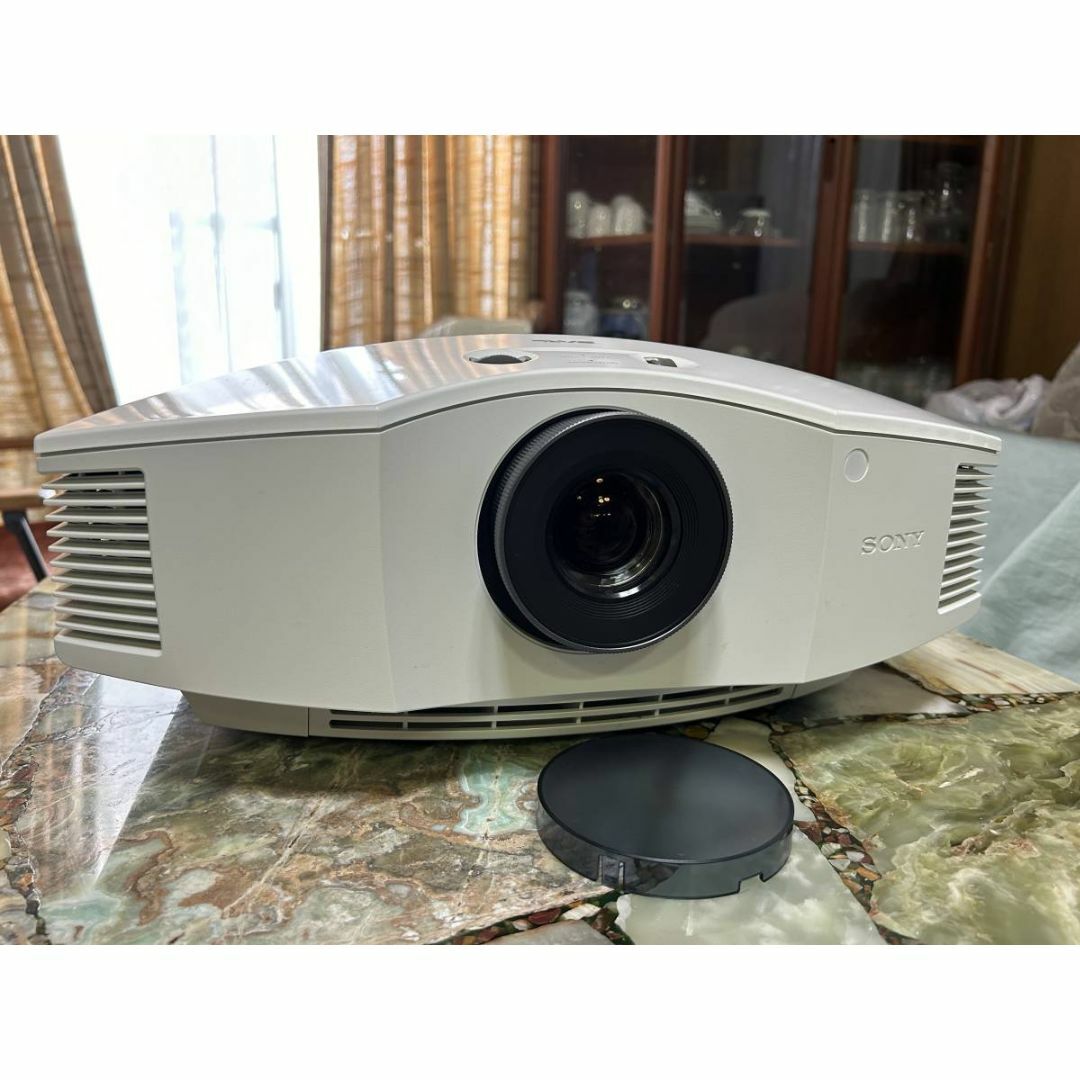 SONY ソニー プロジェクター VPL-HW30ES フルHD - プロジェクター SONY ソニー プロジェクター VPL-HW30ES フルHD - プロジェクター
