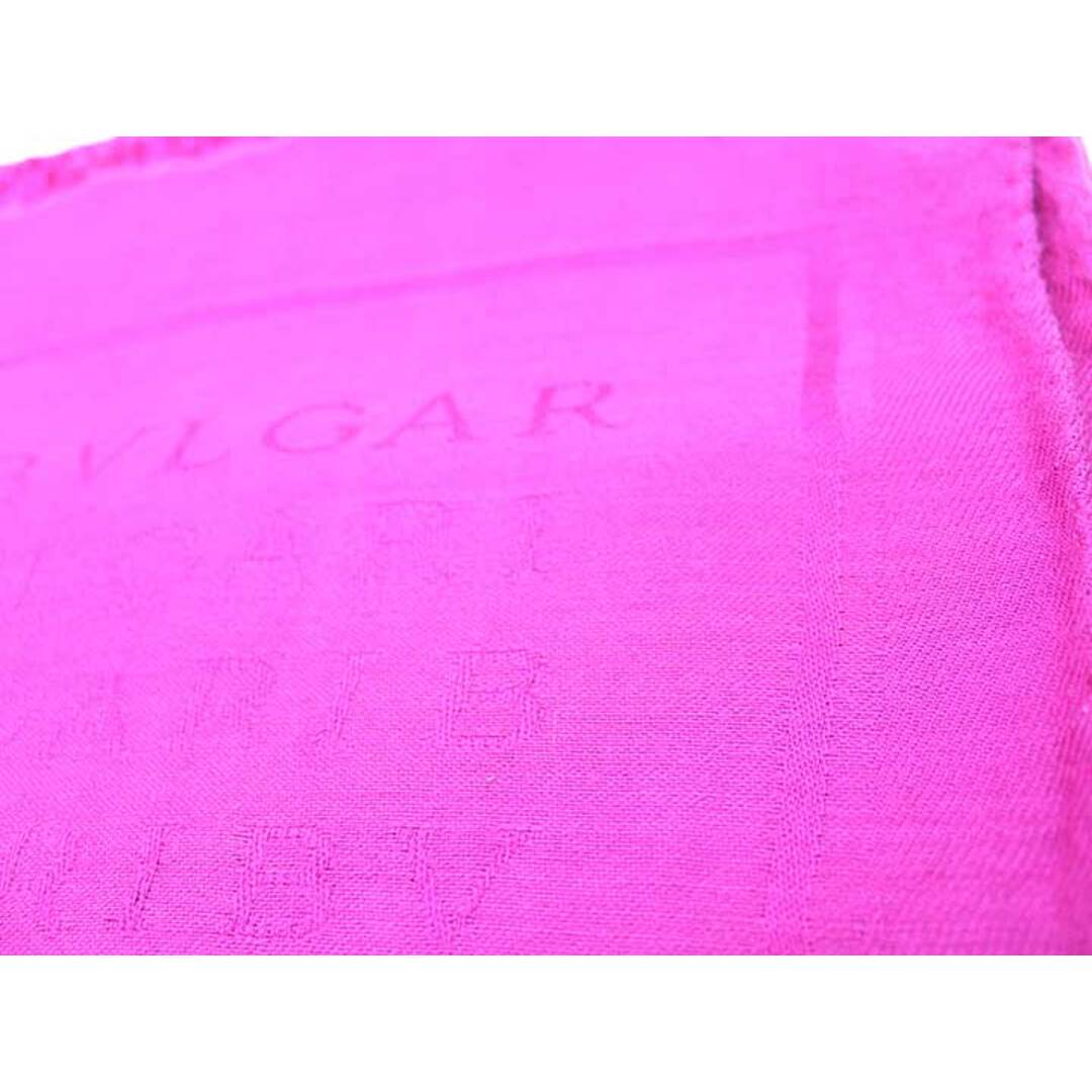 BVLGARI(ブルガリ)の【新入荷】★BVLGARI/ブルガリ★ロゴマニア/ウールシルクストール/エレガント/上品/マフラー/小物 ピンクパープル レディース 【中古】春夏秋冬 hat etc 612042 レディースのファッション小物(バンダナ/スカーフ)の商品写真