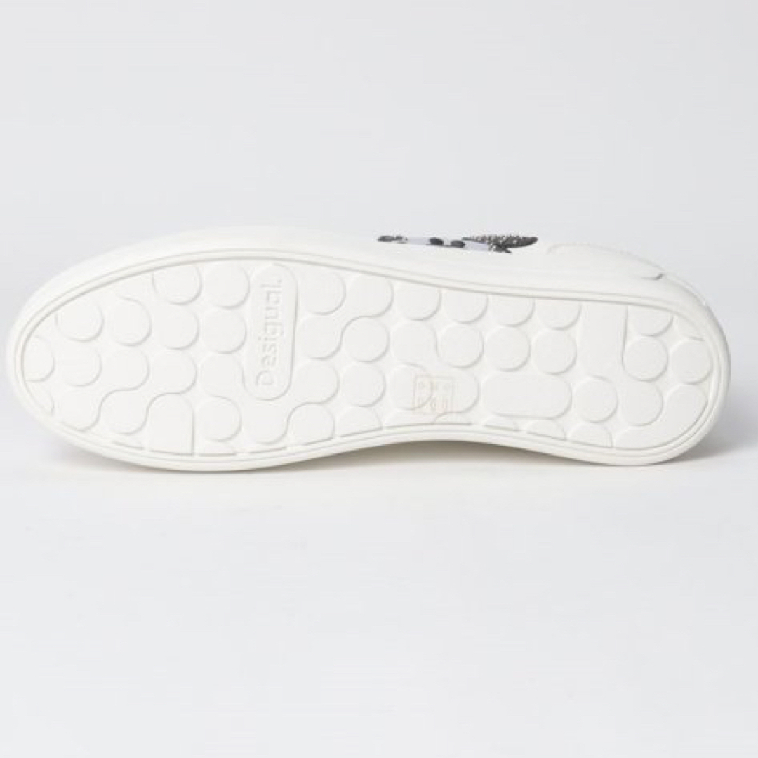 DESIGUAL(デシグアル)の新品✨タグ付き♪定価14,900円　デシグアル　スニーカー　ミッキー　大特価‼️ レディースの靴/シューズ(スニーカー)の商品写真