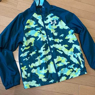 UNDER ARMOUR - アンダーアーマー　キッズ　160cm  ウインドブレーカー