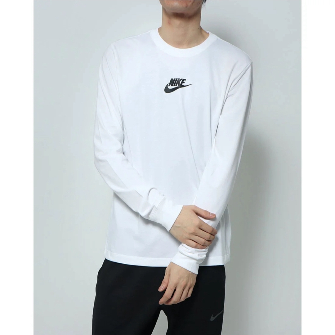 NIKE(ナイキ)の新品 NIKEナイキ バックプリント ロンT CU7391-010 ホワイト メンズのトップス(Tシャツ/カットソー(七分/長袖))の商品写真