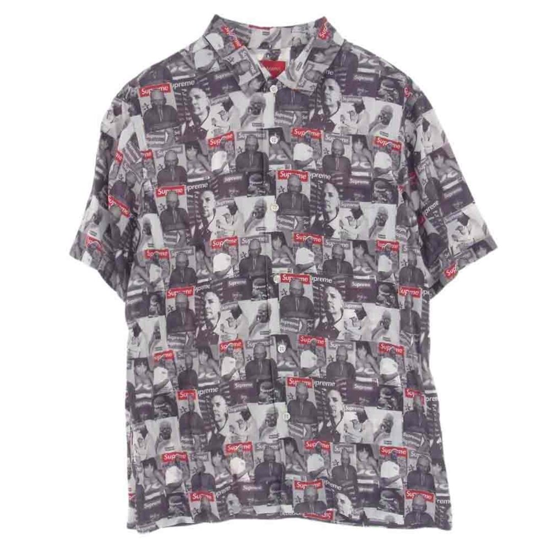 Supreme(シュプリーム)のSupreme シュプリーム ダウンジャケット 23SS magazine s/s shirt マルチカラー 総柄 シャツ グレー系 M【中古】 メンズのジャケット/アウター(その他)の商品写真