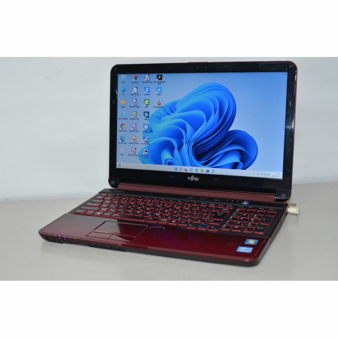 爆速SSD256GB 富士通 LIFEBOOK AH54/E i3-2330M 爆速SSD256GB 富士通 LIFEBOOK AH54/E i3-2330M