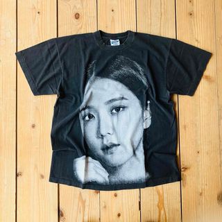 JISOO ジス　古着Tシャツ　BLACKPINK ブラックピンク(その他)