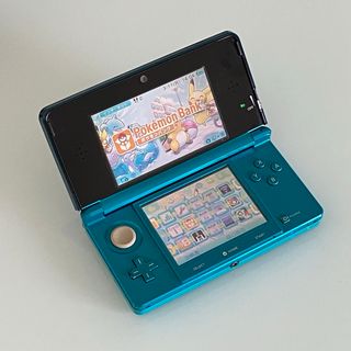 即日発送】 ニンテンドー3DS 2台 ブルー ピンク 携帯用ゲーム本体 即日発送】 ニンテンドー3DS 2台 ブルー ピンク 携帯用ゲーム本体