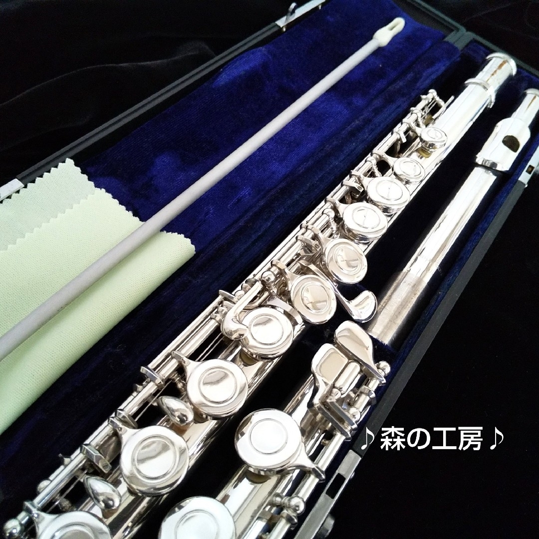 美品‼️よく鳴ります‼️頭部管銀製ヤマハフルートYFL31 Eメカ 美品‼️よく鳴ります‼️頭部管銀製ヤマハフルートYFL31 Eメカ