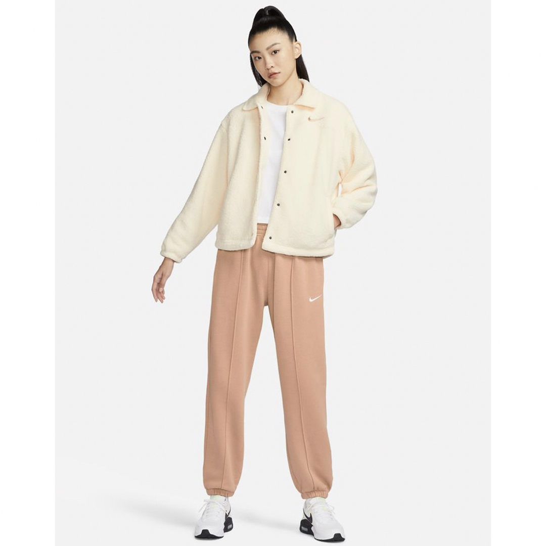 NIKE - 新品☆定価12760円☆NIKE☆ボア☆ジャケット☆ホワイト NIKE - 新品☆定価12760円☆NIKE☆ボア☆ジャケット☆ホワイト