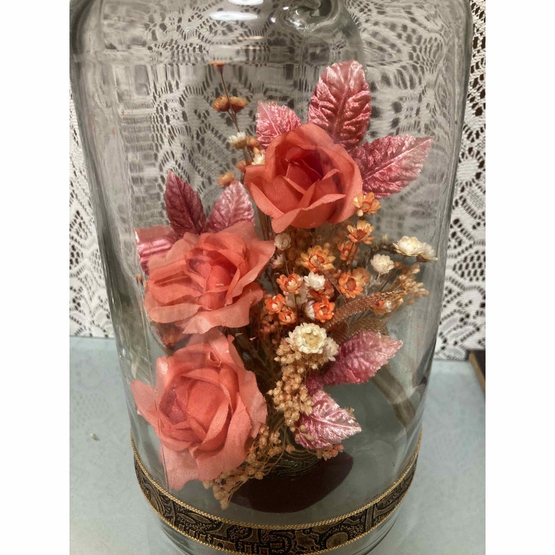 ニッカウヰスキー(ニッカウイスキー)の昭和レトロ　NIKKA ウイスキーの瓶の中に花 エンタメ/ホビーのコレクション(ノベルティグッズ)の商品写真