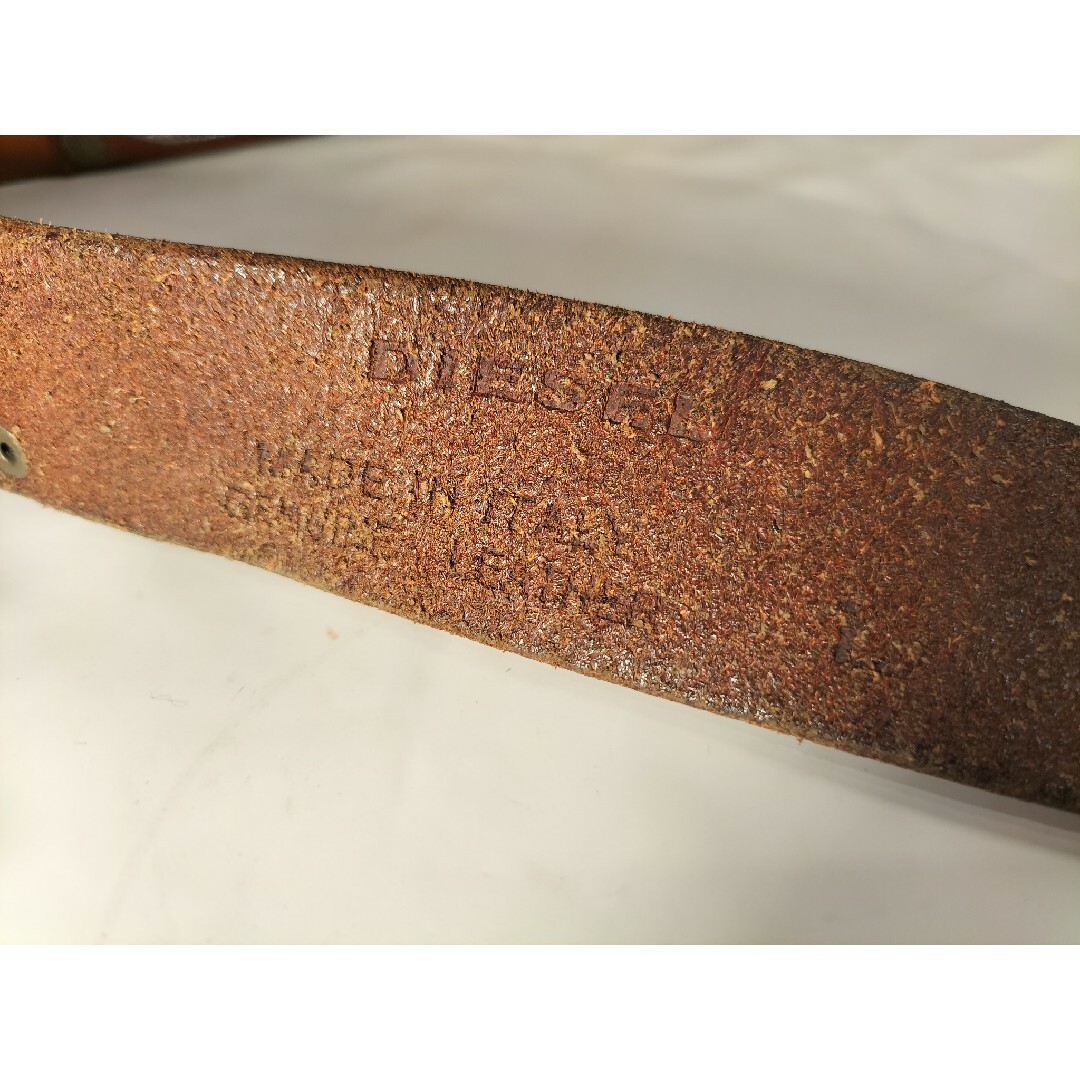 DIESEL(ディーゼル)の【ヴィンテージ】DIESEL　正規品　高級レザーベルト　本革真鍮　デカロゴベルト メンズのファッション小物(ベルト)の商品写真