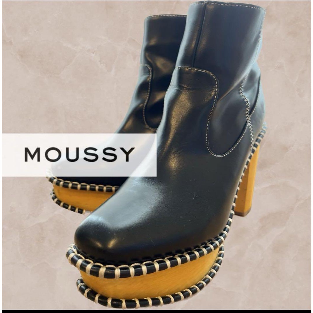 moussy(マウジー)のMOUSSY マウジー ウッドソール ブーツ レザー 厚底　Mサイズ　ブラック レディースの靴/シューズ(ブーツ)の商品写真