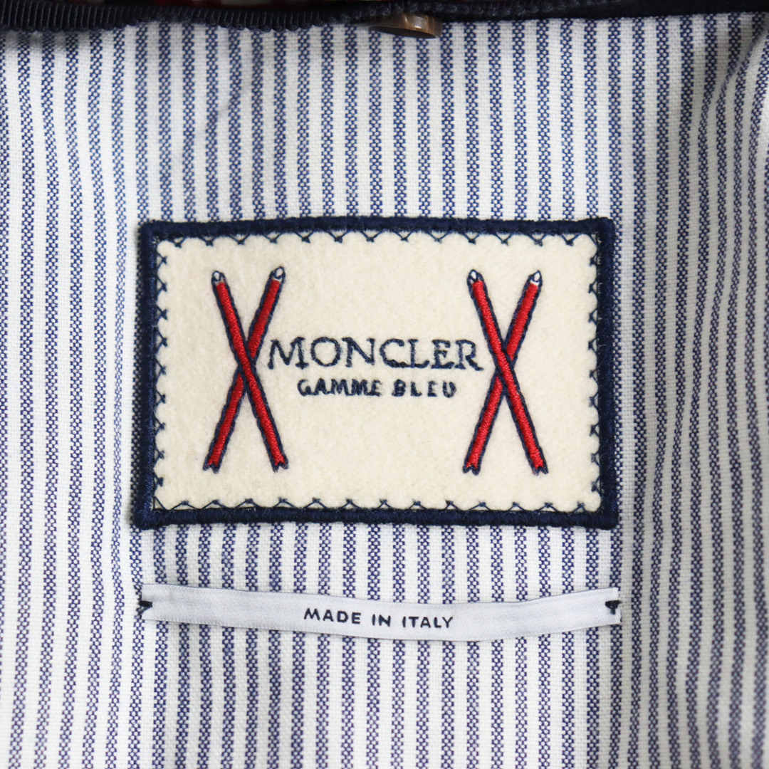 MONCLER(モンクレール)の美品 MONCLER GAMME BLEU モンクレール ガムブルー ロゴワッペン付き チェック柄 フーデッド ダウンジャケット レッド系 1 イタリア製 正規品 メンズ メンズのジャケット/アウター(ダウンジャケット)の商品写真