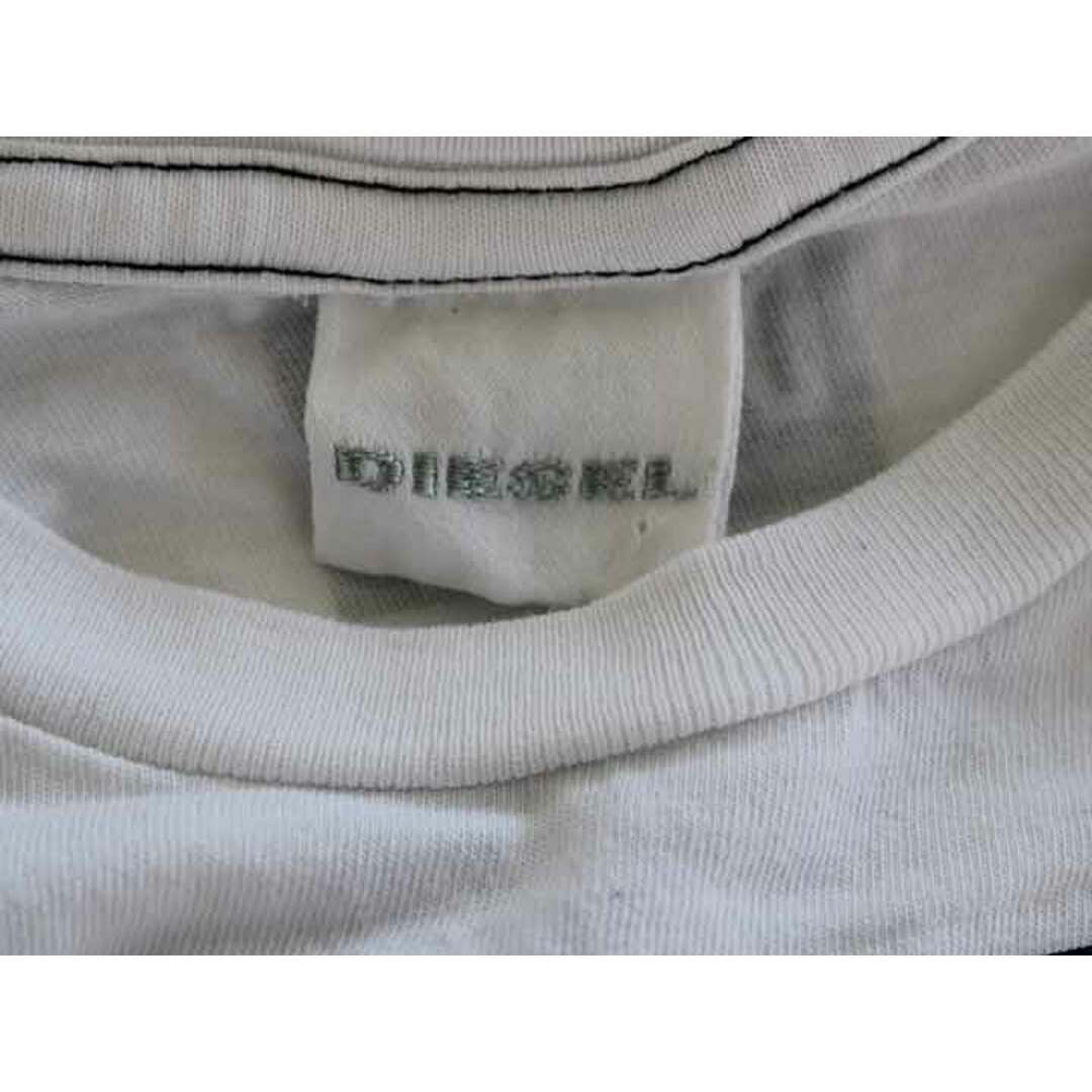 DIESEL(ディーゼル)の†ディーゼル/DIESEL†110cm(4) 長袖Tシャツ/長袖カットソー/ロンT 白【中古】子供服 キッズ kids 男の子 女の子 春秋冬 102132 tops キッズ/ベビー/マタニティのキッズ服女の子用(90cm~)(Tシャツ/カットソー)の商品写真