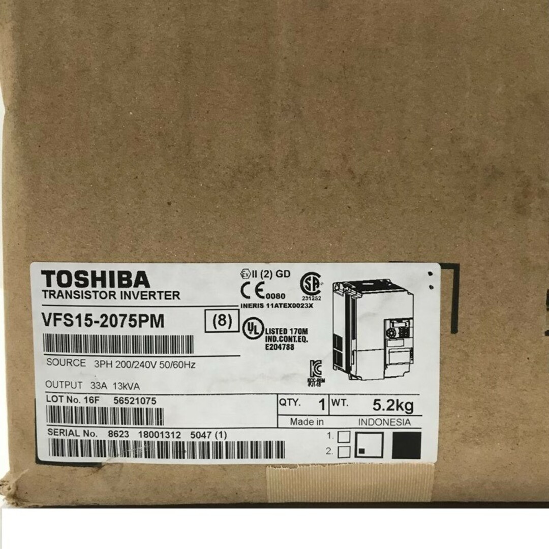 東芝(トウシバ)のTOSHIBA 東芝 三相200V入力インバータ VFS15-2075PM 多機能 小型 やっぱり安心の、TOSHIBA製。【未使用品】 22403K104 インテリア/住まい/日用品のインテリア/住まい/日用品 その他(その他)の商品写真