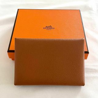 エルメス(Hermes)の【美品】HERMES エルメス カルヴィ カードケース(名刺入れ/定期入れ)