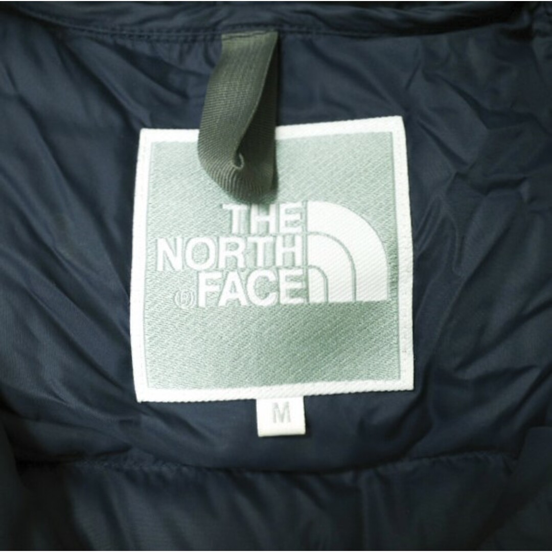 THE NORTH FACE(ザノースフェイス)のTHE NORTH FACE ザ・ノースフェイス Pillowcho ピローチョ ダウンポンチョ NDW91737 M ネイビー ジャケット アウター【中古】【THE NORTH FACE】 レディースのジャケット/アウター(ポンチョ)の商品写真