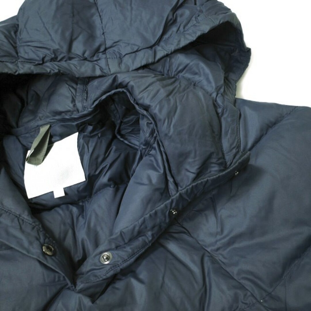 THE NORTH FACE(ザノースフェイス)のTHE NORTH FACE ザ・ノースフェイス Pillowcho ピローチョ ダウンポンチョ NDW91737 M ネイビー ジャケット アウター【中古】【THE NORTH FACE】 レディースのジャケット/アウター(ポンチョ)の商品写真